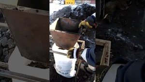 Приспособление для набора угля в мешки...