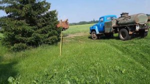 Газ 52 тянит бензовоз