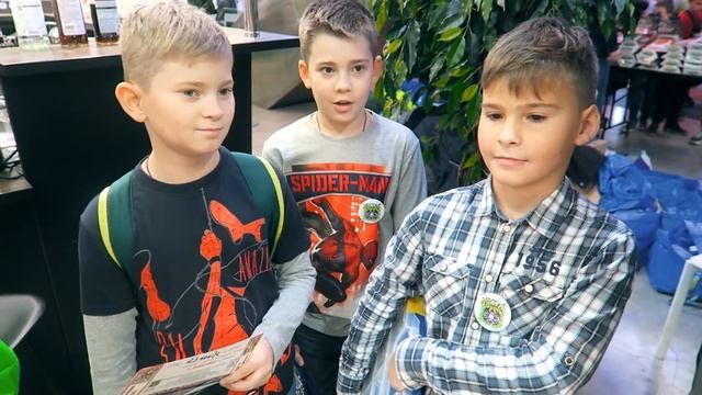 ЛУЧШИЙ ТУРНИР по Бейблэйду в Москве Beyblade Burst смотреть онлайн