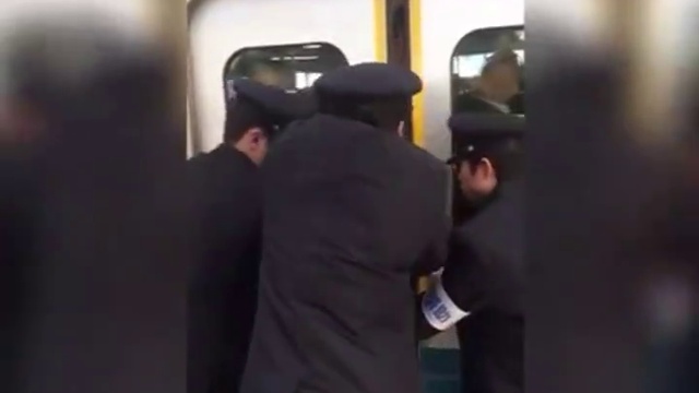 ICH IN DER U-BAHN смотреть онлайн