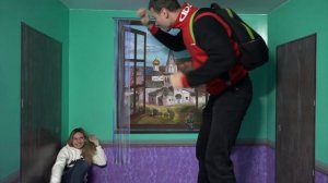 Комната Эймса. Оптическая иллюзия