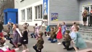 Танец "Довоенный вальс". Музыка – П. Аедоницкий Слова – Ф. Лаубе. Постановка: Богдановой А.Б.