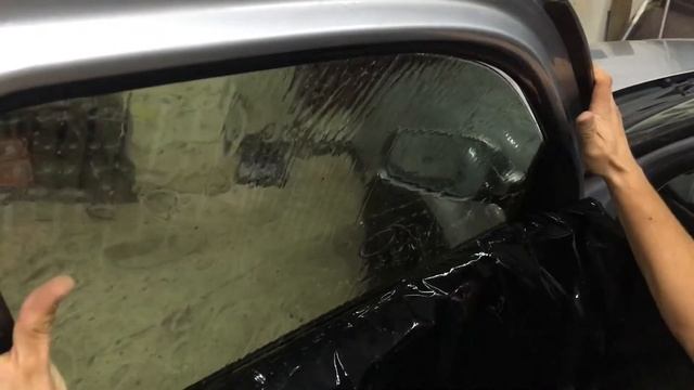 Тонировка переднего стекла без разбора двери