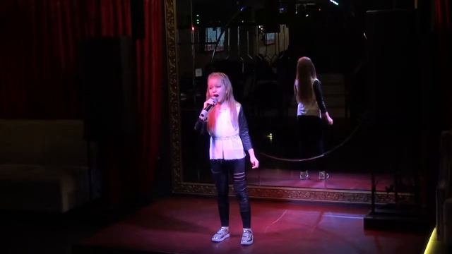 Маргарита Белехова 7 лет поет "Human" смотреть онлайн