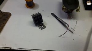 Простой  усилитель звука  на трёх радиодеталях