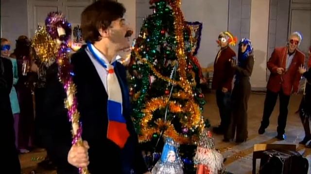 Городок -"Новогодний городок 2" смотреть онлайн