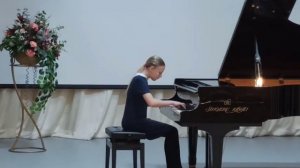 П.Чайковский "Грустная песенка" соч.40, исп. Легчинова Алёна 13 лет