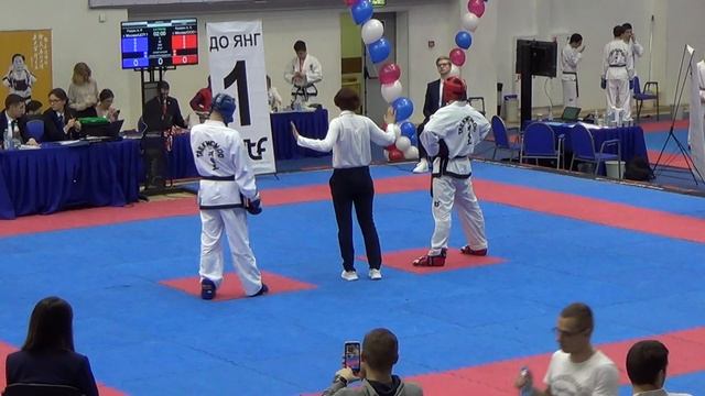 Чемпионат и Первенство Москвы Тхэквон До МФТ ИТФ 2020 спарринг категория мужчины 18 35л черные пояс смотреть онлайн