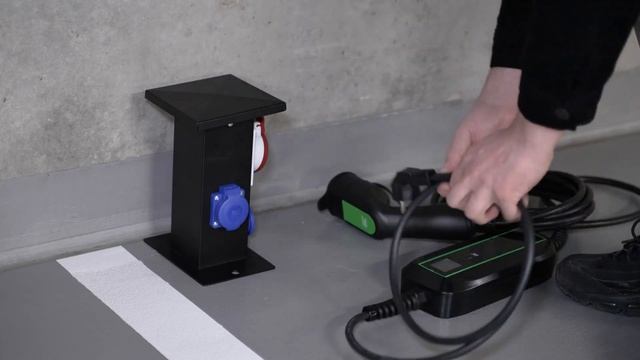 Green Cell EV PowerCable | Mobile EV Charger 3,6 kW смотреть онлайн