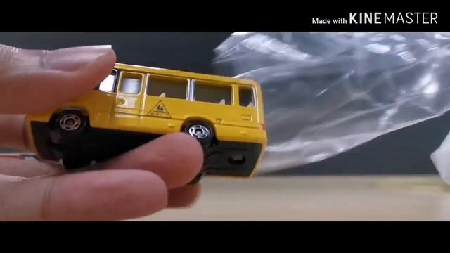 Toyota Coaster Tomica no. 49