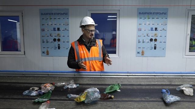 Как начать сортировать мусор. Урок 5. Как работает программа раздельного накопления отходов в Москв смотреть онлайн