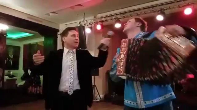 Михаил Михайлов и Игорь Шипков караоке под гармошку. смотреть онлайн