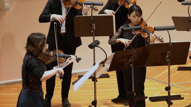 Haydn: Symphony No. 45  Patricia Kopatchinskaja  Karajan-Akademie der Berliner Philharmoniker