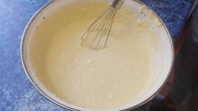 Манник на кефире. Приготовь не пожалеешь! смотреть онлайн