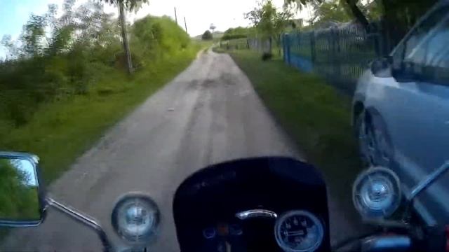 Будні  мото весна 51нові кранинові зеркалаперший врожаймінчак на стоянці