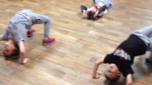 Брейк данс школа Нижний Новгород Serious Dance School - Тренировка - Дети начинающие
