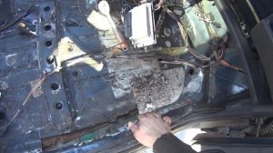 Виброизоляция  авто своими руками ЧАСТЬ 2