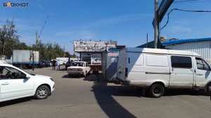 Разборки на Алексеевском рынке: как пользоваться чужой землей бесплатно и получать за нее прибыль