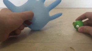 Piggy Tales Remastered:gloves