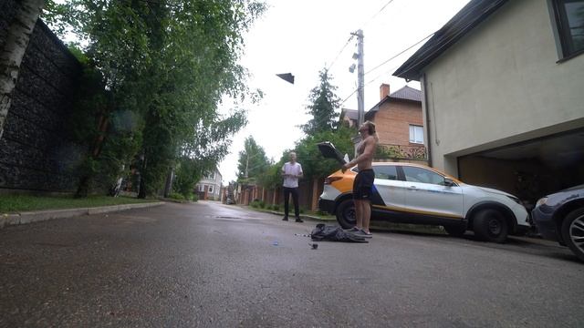 Она их все-таки показала смотреть онлайн