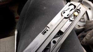 РЕМОНТ ПОДСТАКАННИКА ФОРД МОНДЕО 3