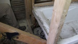 How to Remove a Bathtub SAFELY!! (Step-by-Step) -- by Home Repair Tutor