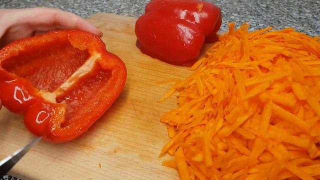 Просто нарежьте 2 кабачка, такой вкуснятины я еще не готовила.