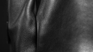 Химчистка сумок с реставрацией