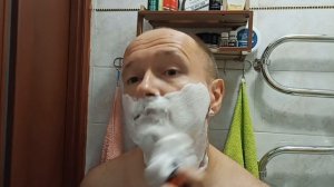 Масло до бритья (pre-shave) Floid на обзоре. Мыло ТДС, станок R41.