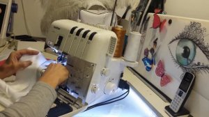 Декоративные строчки на оверлоке