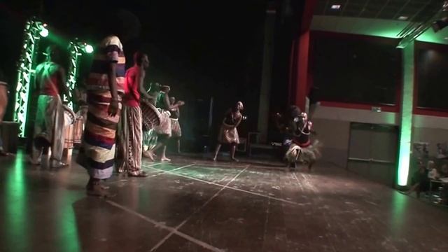 Африка танцует 1 смотреть онлайн