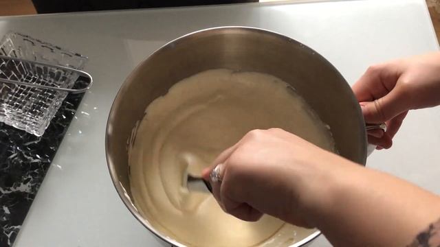 РУЛЕТ СО ВКУСОМ ЧЕРНИКИ И ЛАЙМА смотреть онлайн