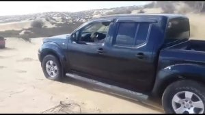 Офф роад по пескам. Mitsubishi Outlander, Pajero Sport, Nissan navara off road 4x4