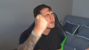 ГИТАРИСТЫ притворились ОТЦОМ и СЫНОМ _ ПРАНК в ЧАТ РУЛЕТКЕ #3 ft. Akstar (720p).mp4