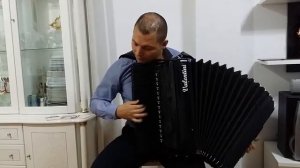 ДЖАЗ НА УНИКАЛЬНОМ ЧЕРНОМ АККОРДЕОНЕ- ВАЛЕНТИНИ.