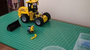 Mould King 13122 Swingloader Speed Build
