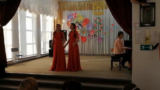 Вокальный ансамбль «АннаЛиза», концертмейстер Васько Мария - В.А. Моцарт, слова И.В. Гёте «Фиалка» смотреть онлайн