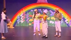 Highland Park Players "The Wizard of Oz" Munchkinland Sequence