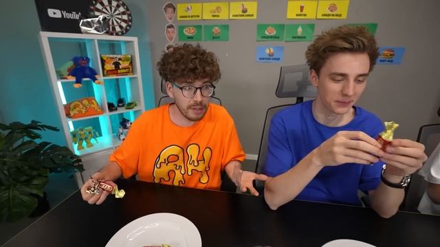 Пробуем любимую. Лучшие афоризмы о любви. Кто пробовал любовь того. Кто пробовал любовь того. Кто пробовал любовь того.