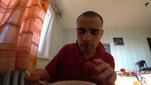 Мукбанг. Ем салат овощной. Еда на камеру. Мысли. Обед. MUKBANG # 2