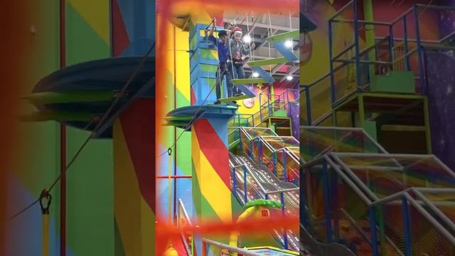 Депо молл в Ташкенте игровая площадка Луна парк смотреть онлайн