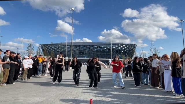 [K-POP IN PUBLIC] RANDOM PLAY DANCE | 2023.08.20 in RUSSIA смотреть онлайн