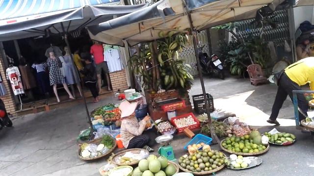 Цветы. Рынок Сом Мой. Кофейня Ан Дао. смотреть онлайн