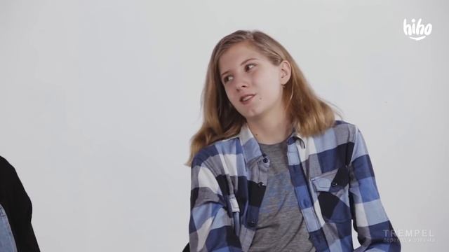 Родила в 14 — Дети Встретили Молодую Маму [Trempel Social] смотреть онлайн