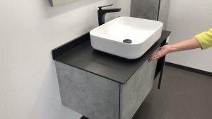 Тумба-умывальник Эдинбург-90 бетон светлый с черной столешницей, с раковиной COMFORTY T-Y9378