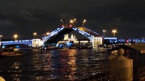 Ночной развод мостов, Санкт-петербург.