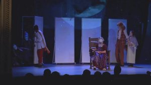 Спектакль Синяя птица.mp4