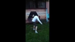 За ВДВ-разбить бутылку об голову