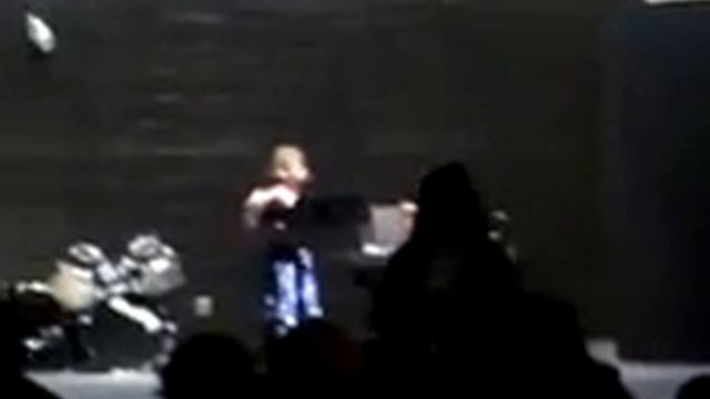 Kendra playing flute at talent show 2011-02-24 смотреть онлайн