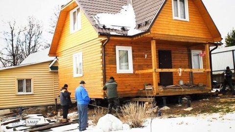 Перемещение дома, перемещение дома по участку